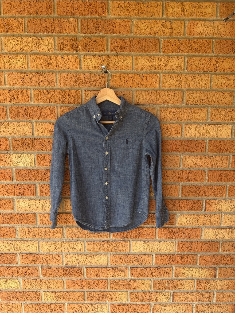 Ralph Lauren Boys Chambray Button Up Shirt Size 8/S Blue Long Sleeves